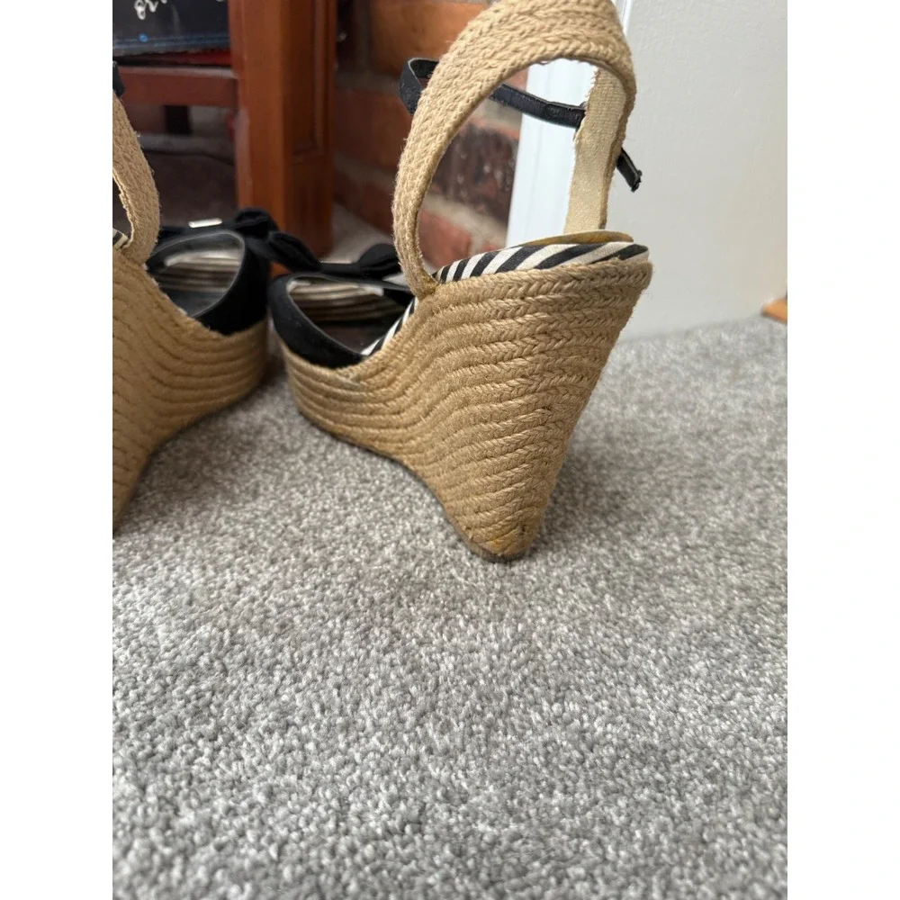 Guess Wedge Espadrilles Size 8